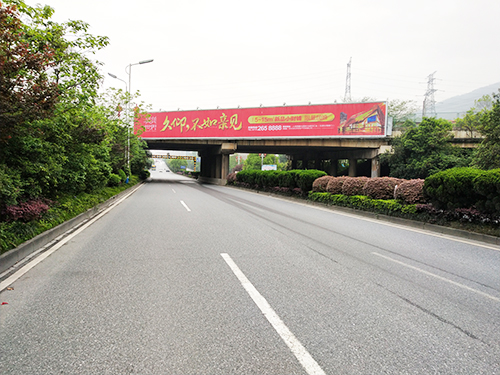 2019年中国广告行业发展现状，互联网广告线上渗透率将持续增长